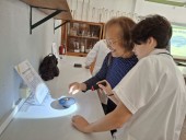 ALUNOS DA UNIVERSIDADE SÉNIOR APRENDEM COM JOVENS DO 9º ANO